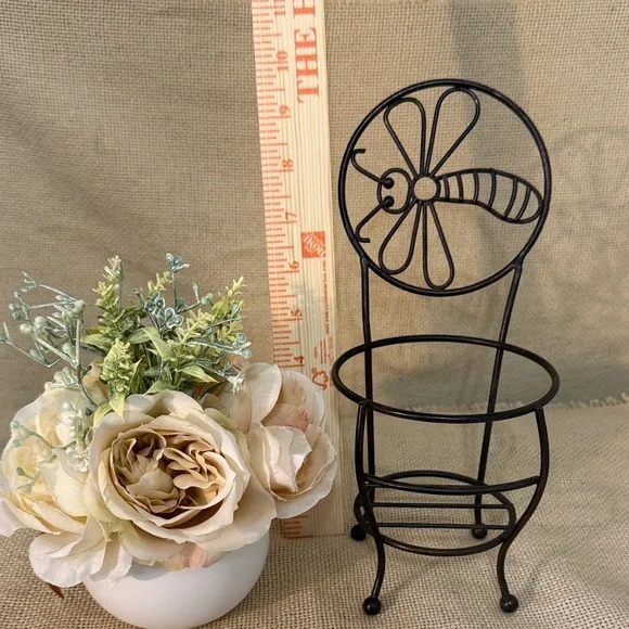 Honey Bee Black Metal Wire Plant Stand and Small Peony Silk Flower Vase - Picture 6 of 7